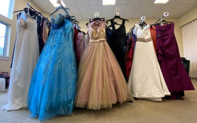 Project Self-Sufficiency<br> Seeks Donations for Prom Shop