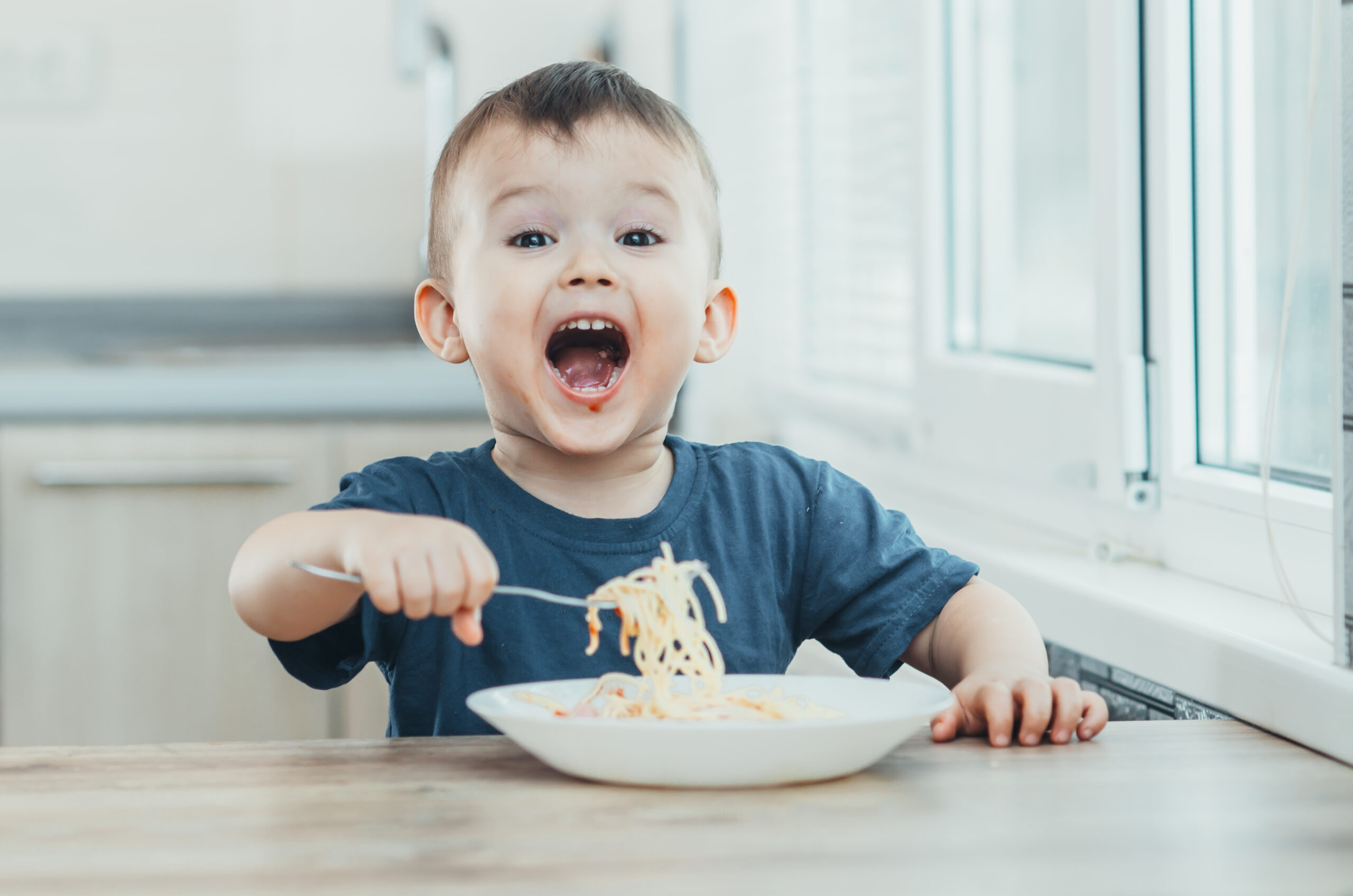 Get Tips for Hassle-Free<br> Mealtimes with Kids